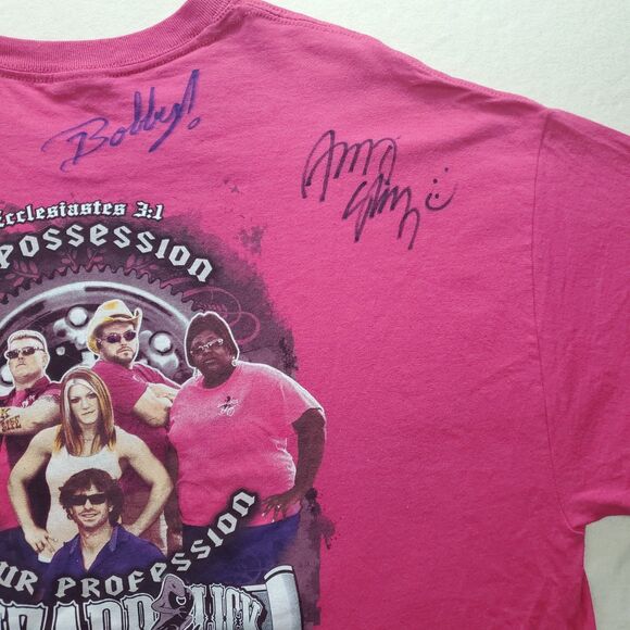 Signed Lizard Lick Towing & Recovery XL T-Shirt – Autographed Cast Back Graphic - Picture 3 of 8